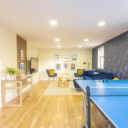 באת' The Wellness Lodge- Gym, Table Tennis, Cinema, Parking And More! מראה חיצוני תמונה
